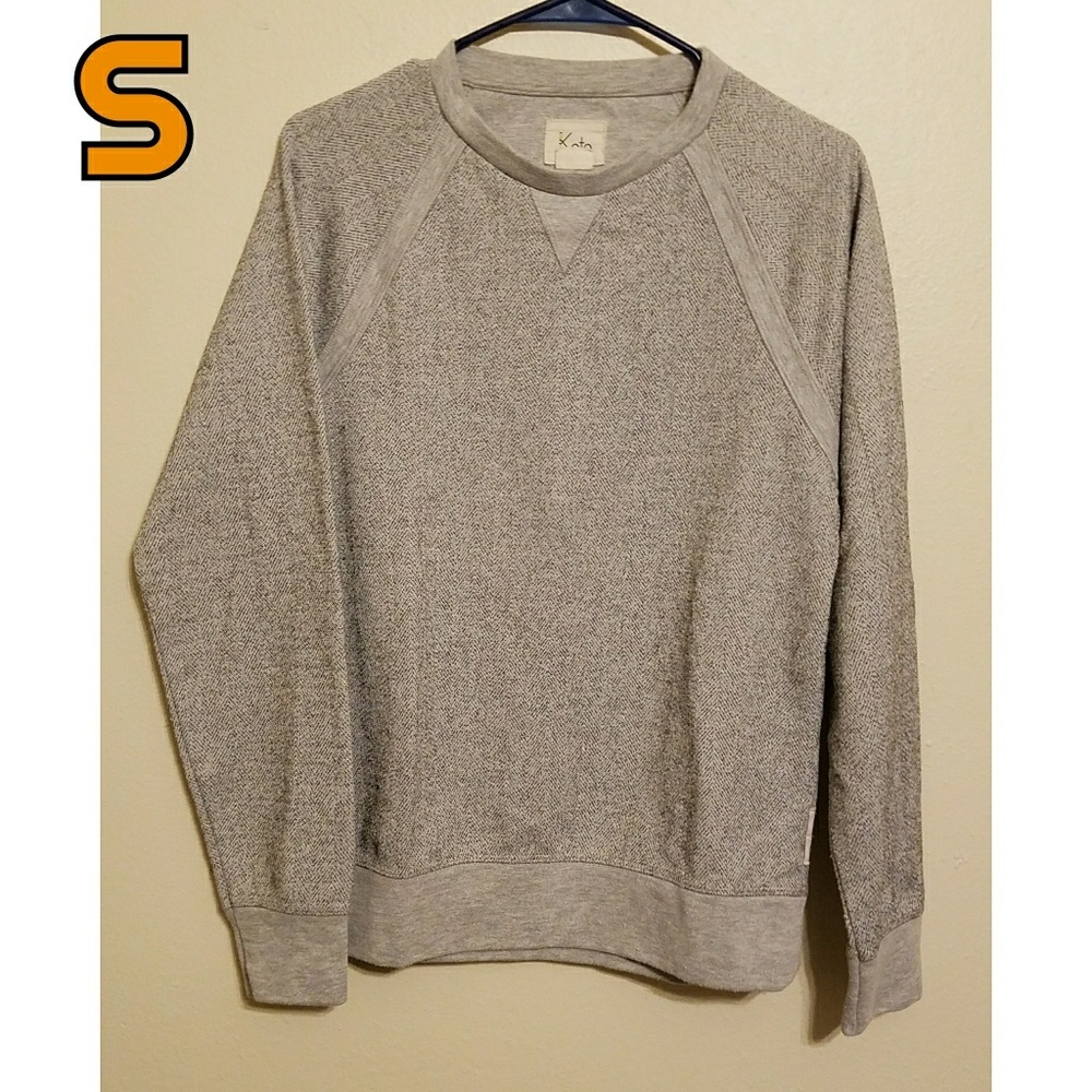 Sweatshirt